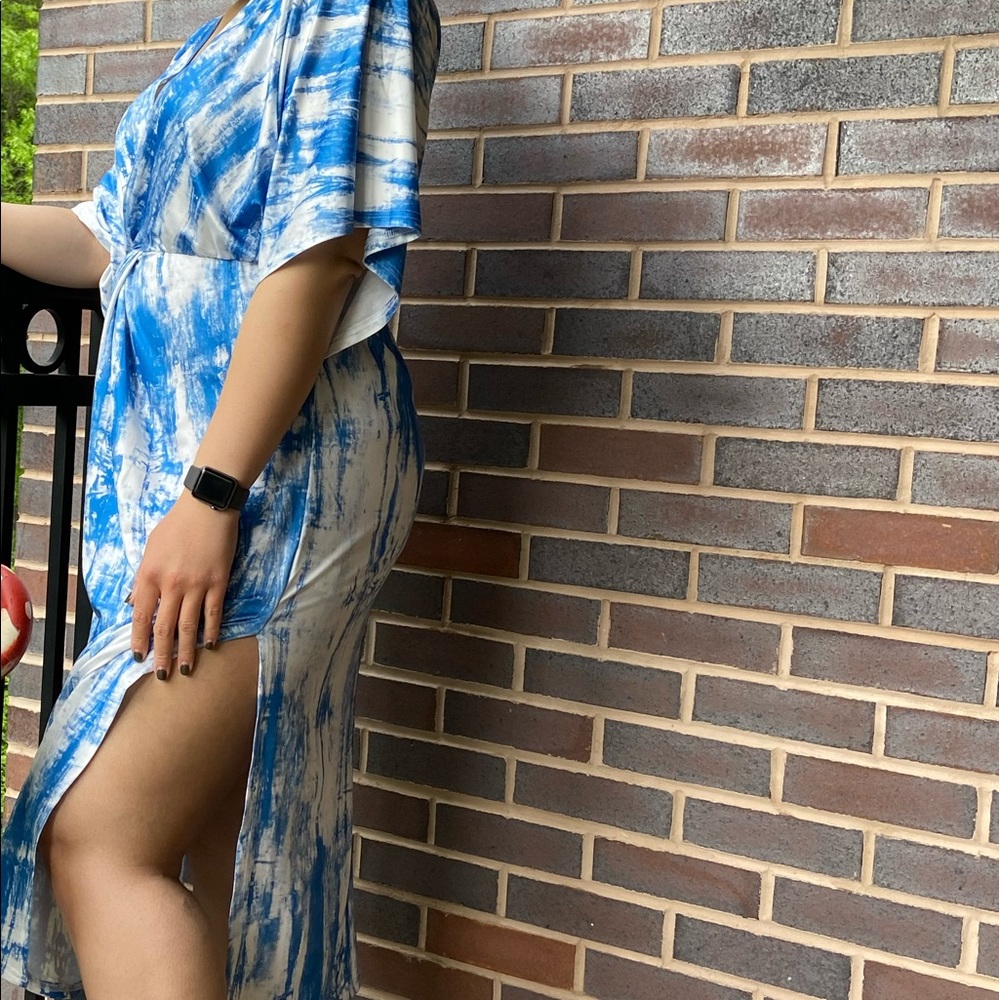 🥳Host Pick🥳NWOT Blue/White Flowy Dress - Picture 7 of 7